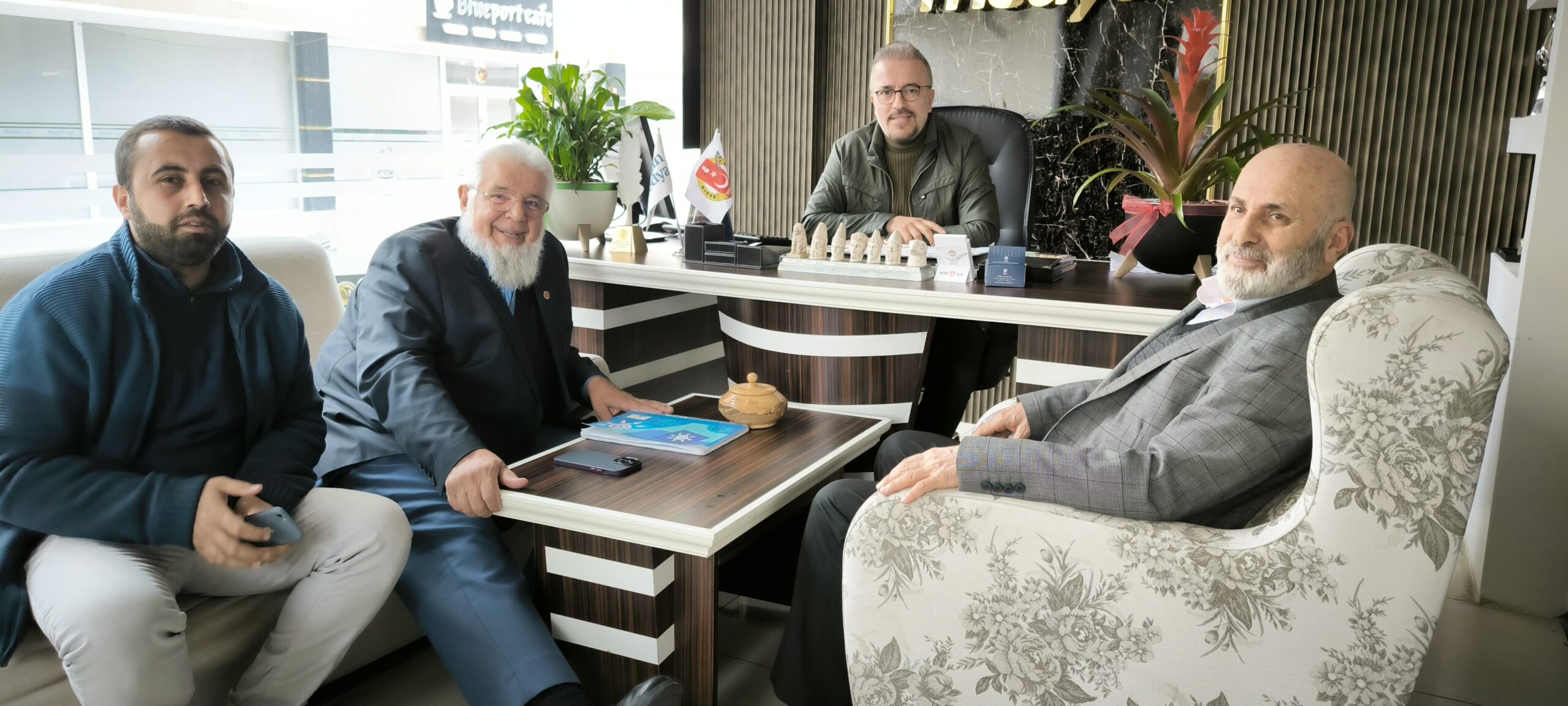 “Güzel hizmetler için tekrar adayım”