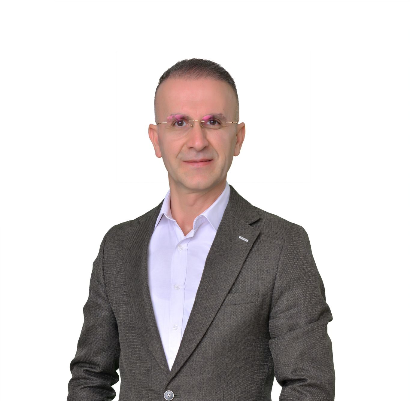 “Mahallemiz hak ettiği hizmetleri alamadı”