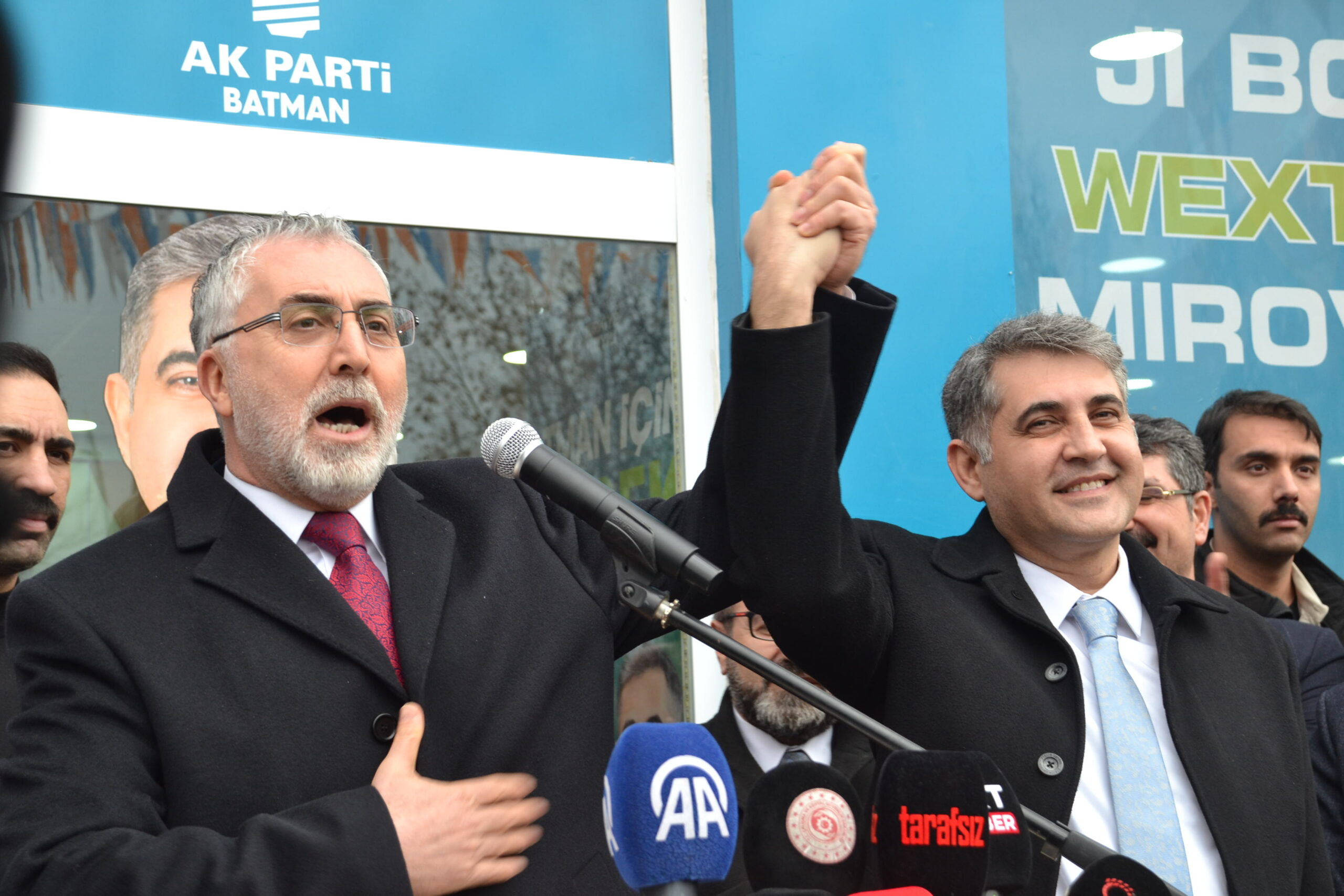 “Önümüzde demokrasi sınavı var”