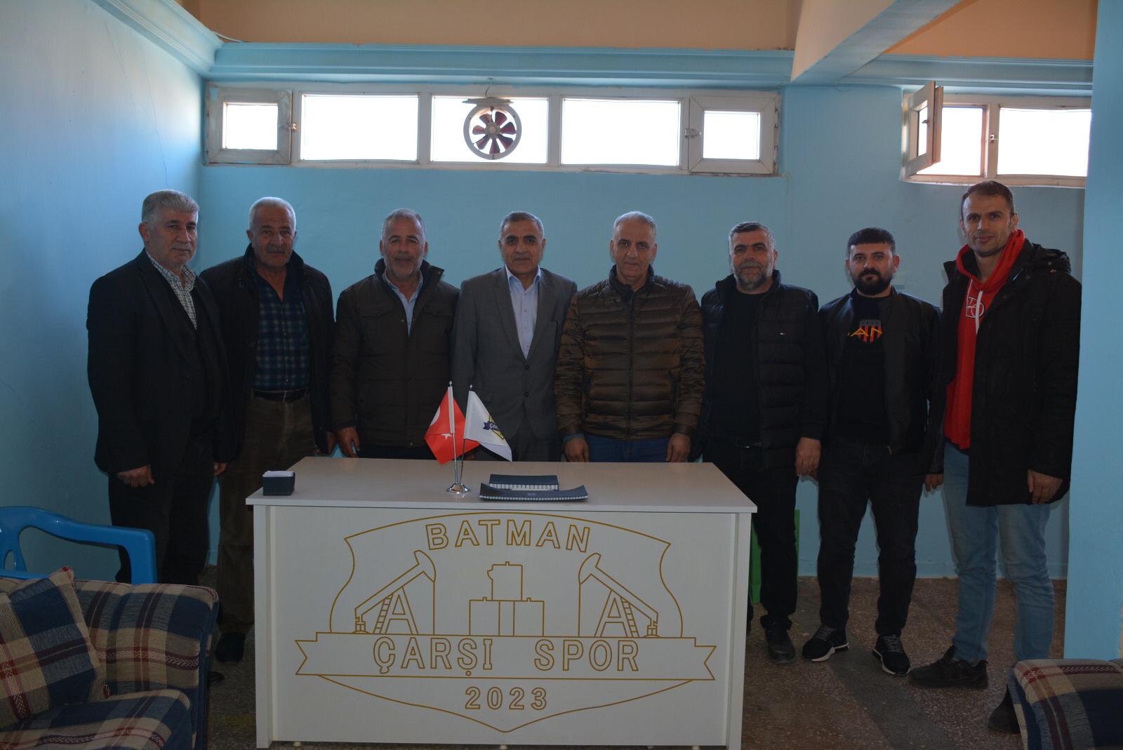 Özperk, kulüp ziyaretlerine devam ediyor