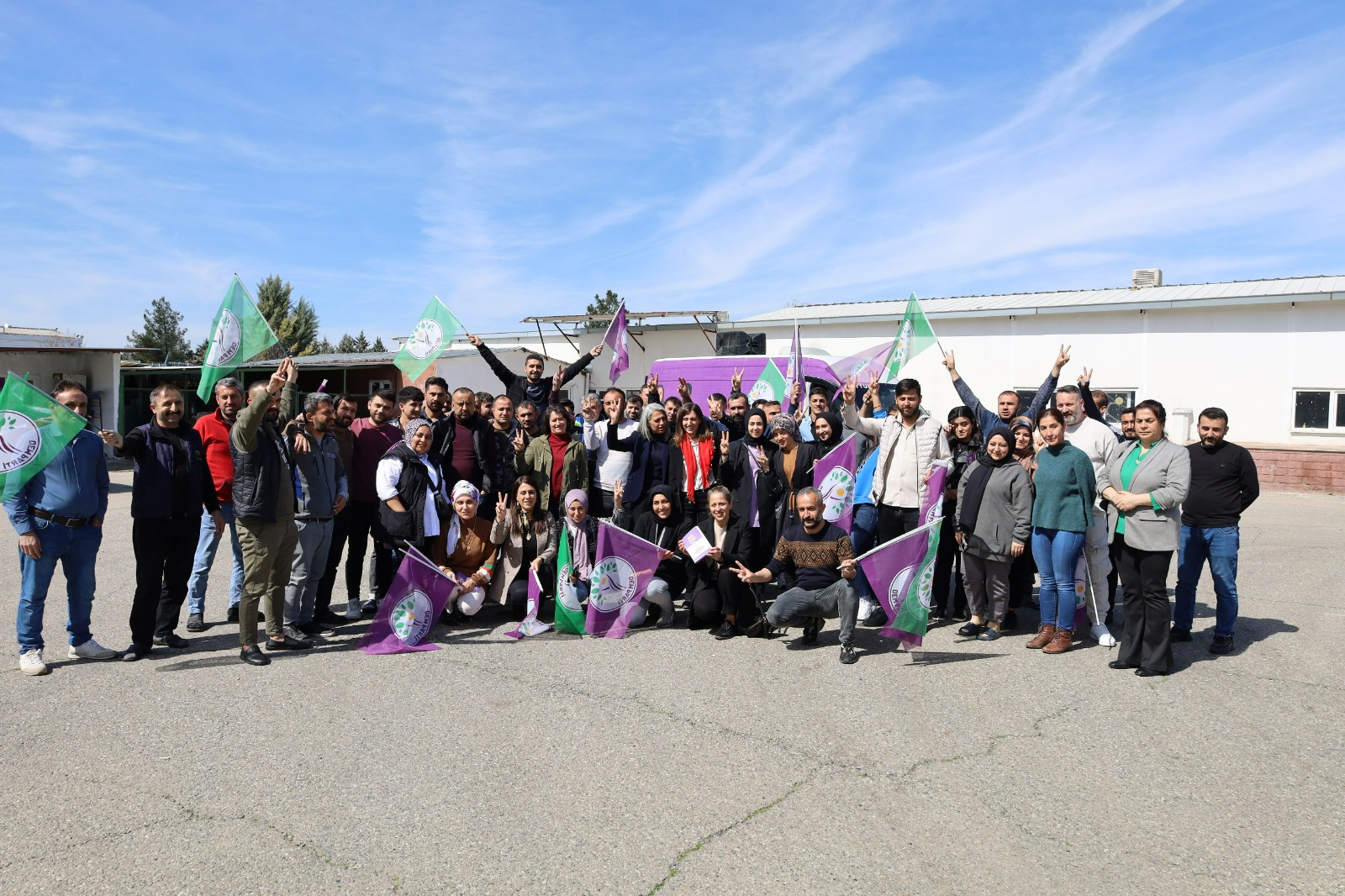 Tekstil işçilerini dinlediler