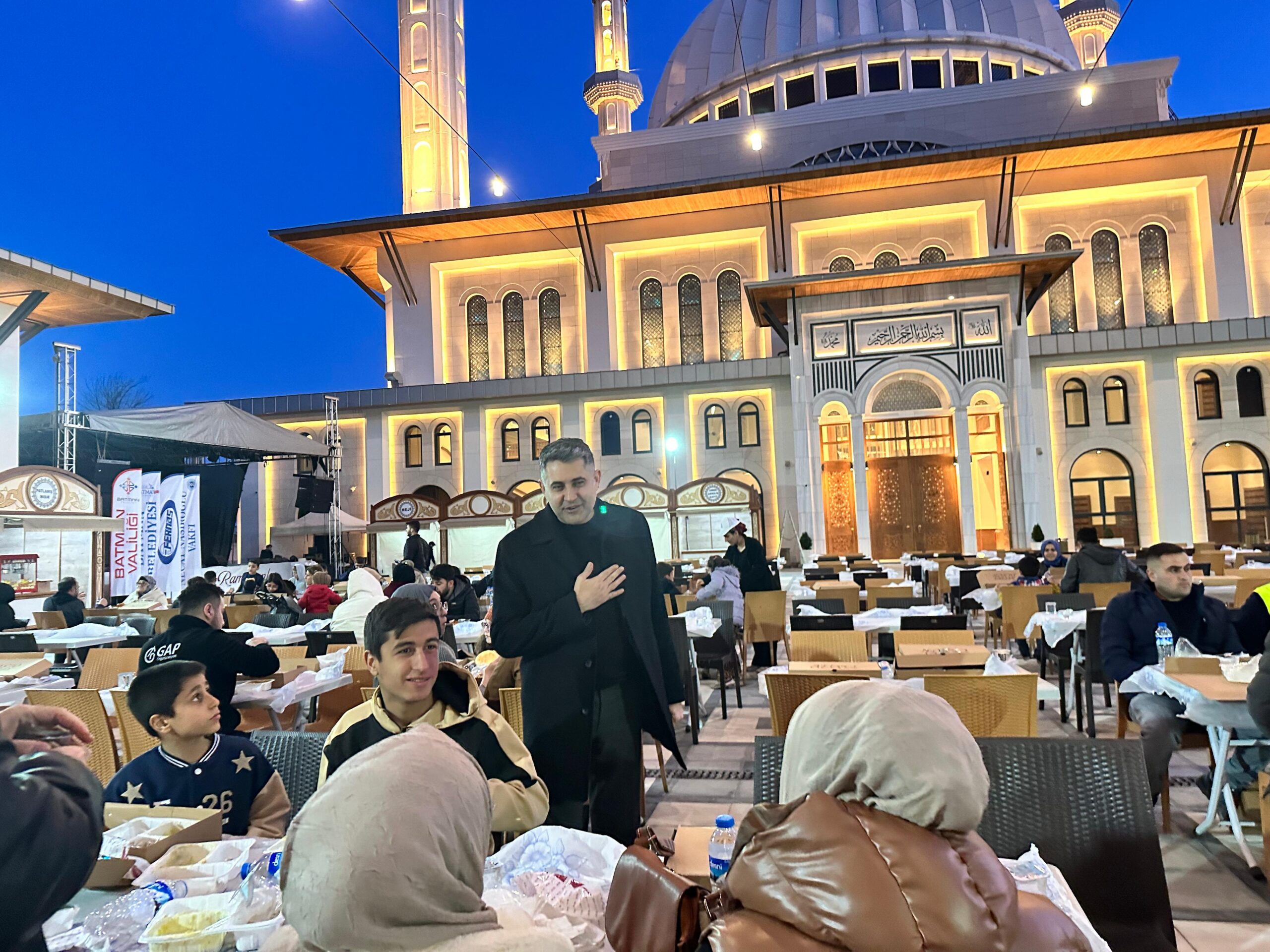 “Tüm noktalara iftar çadırları kuracağız”
