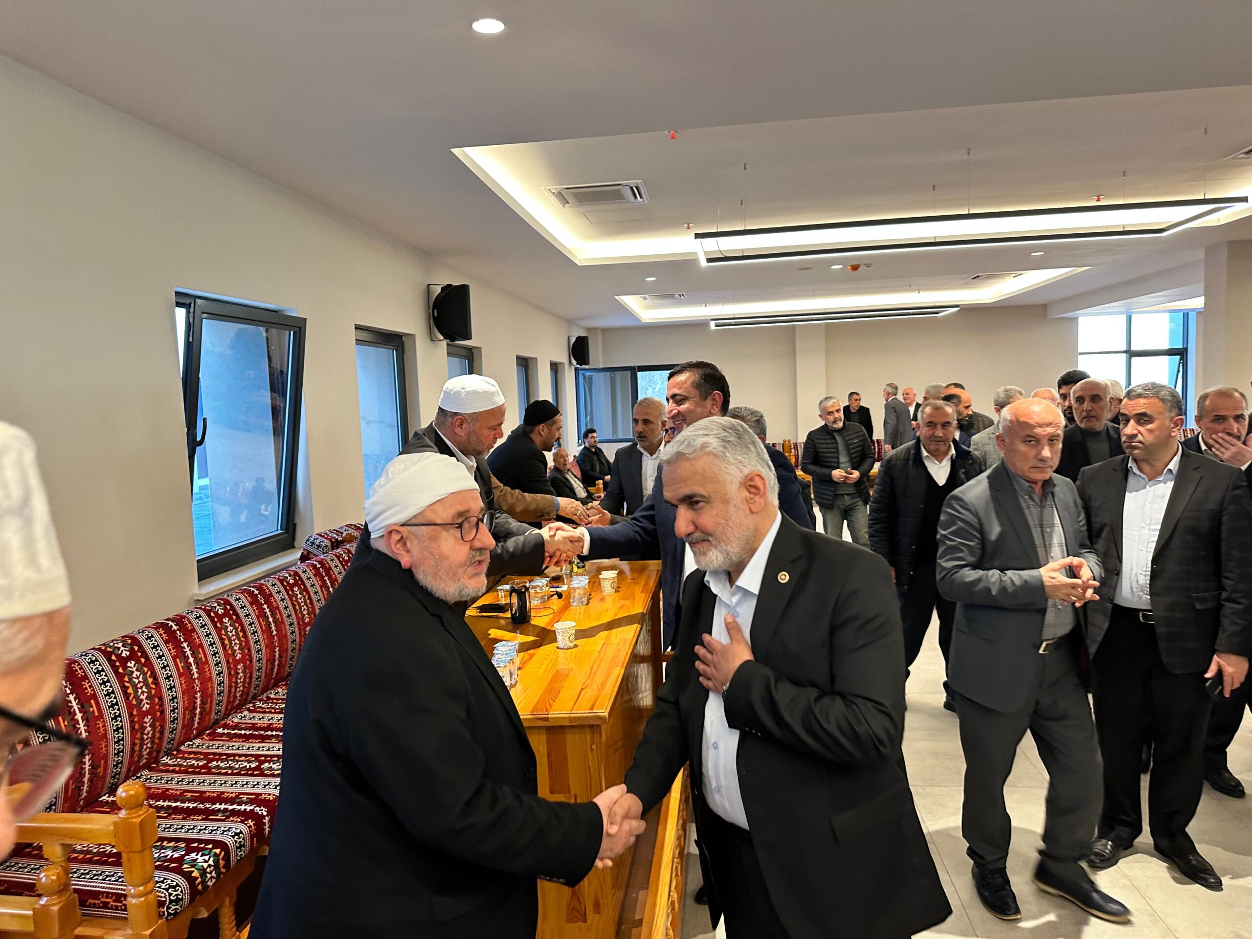 Yapıcıoğlu’ndan taziye ziyareti