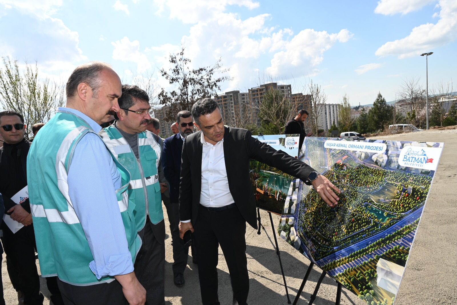 Yaşar Kemal Kent Ormanı’nda ilk çivi çakıldı