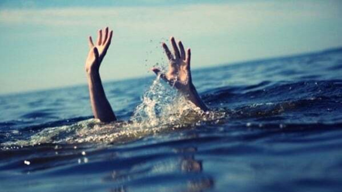 Çayda akıntıya kapıldı