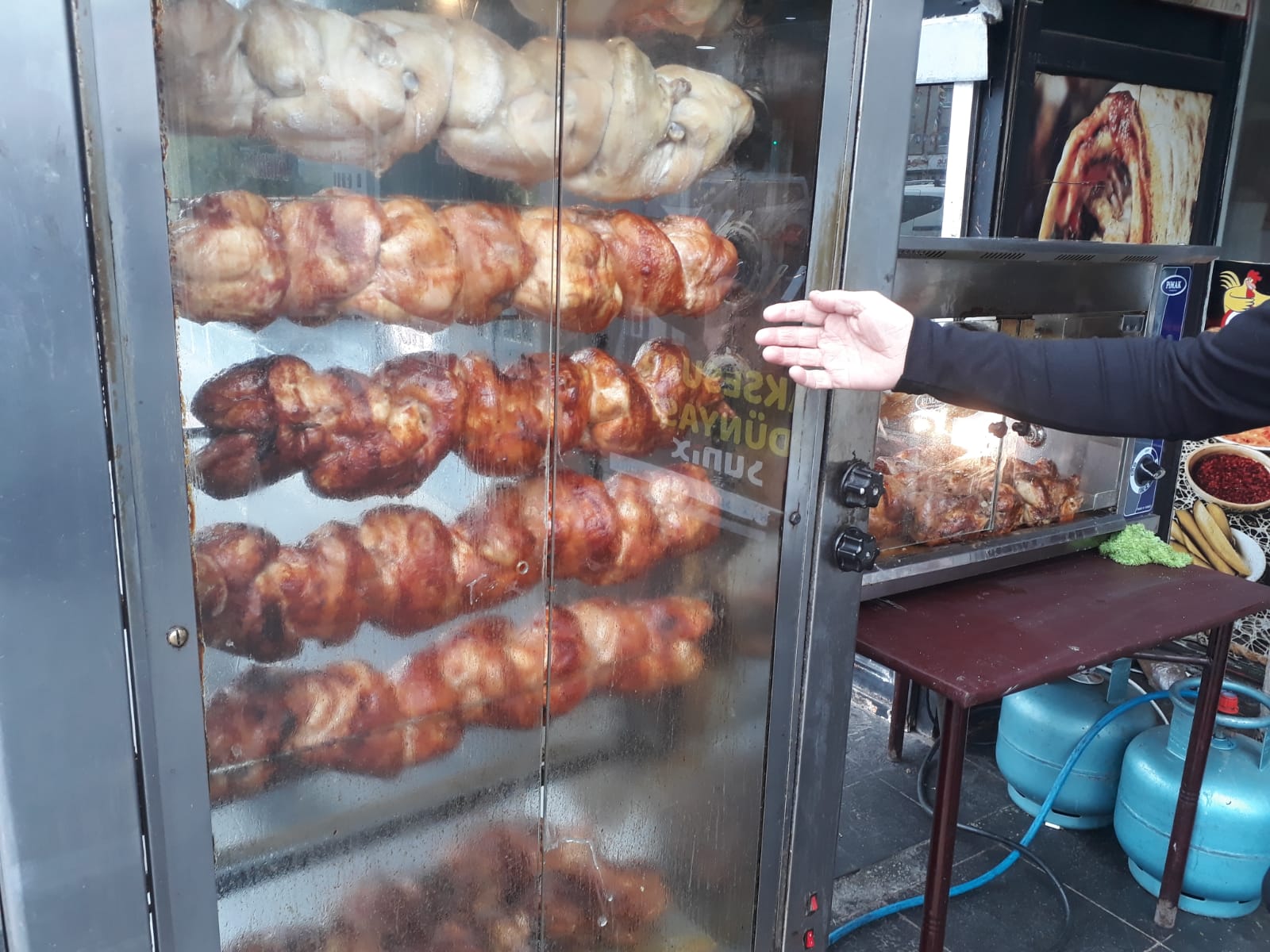 Çevirme tavuk 200 liraya yükseldi