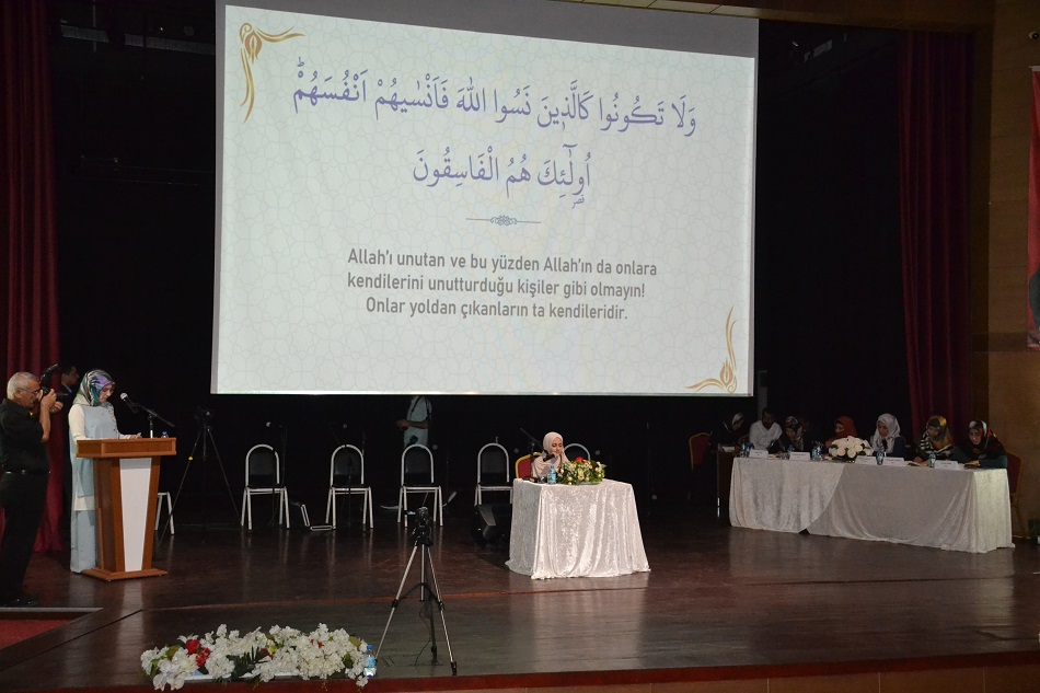 Kuran-ı Kerim’i en güzel okumak için yarıştılar