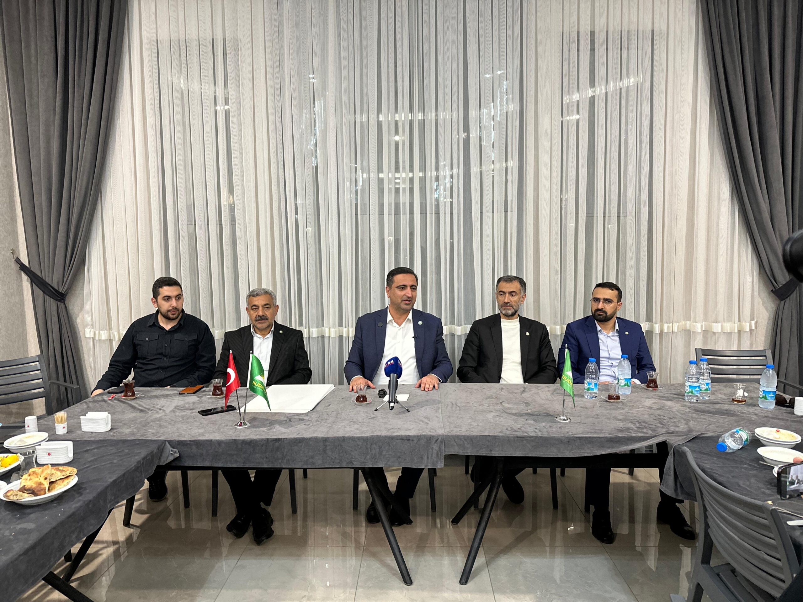 “Belediye başkanlarını ziyaret edeceğim”