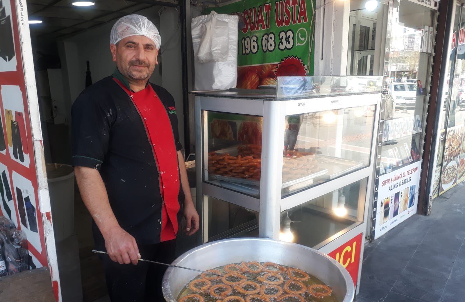 Tatlıcılar bayram satışından memnun