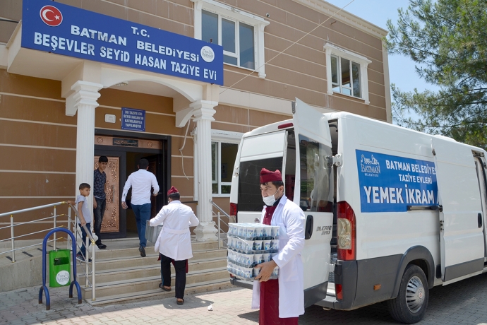 Taziye yemek tartışması büyüyor…
