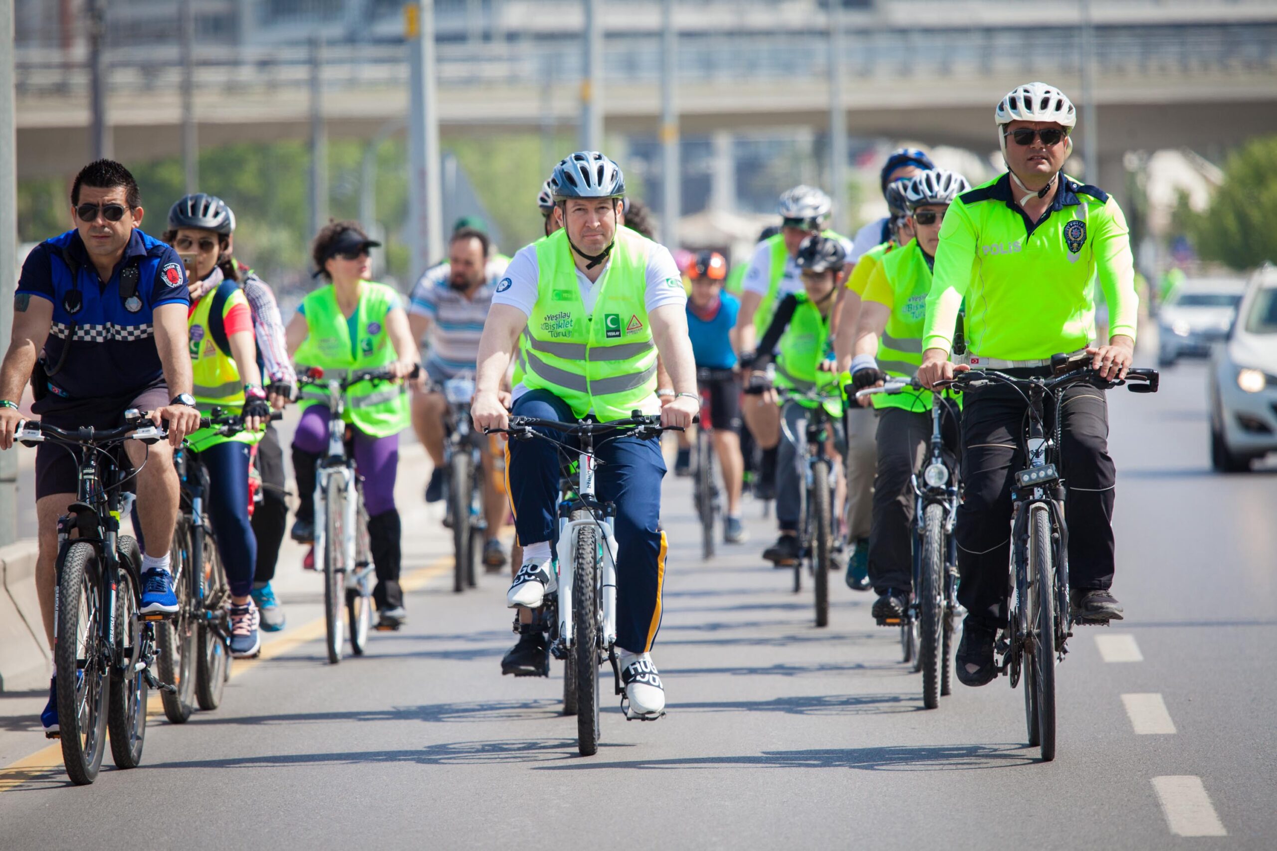 Yeşilay bisiklet turu düzenliyor