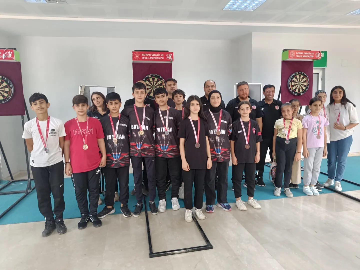 72 Sporcuyla dart turnuvası