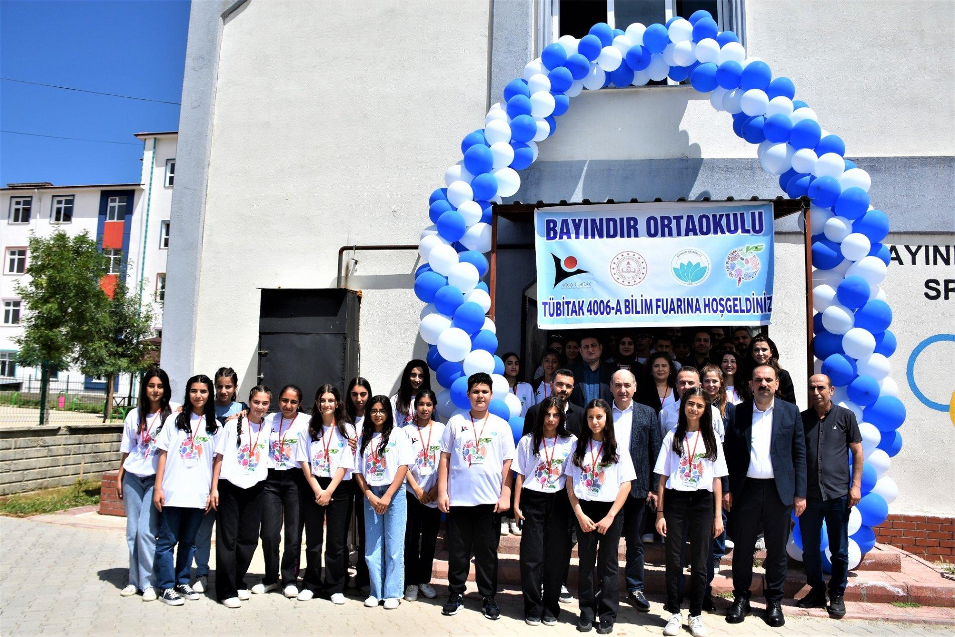 Bayındır’da bilim fuarı