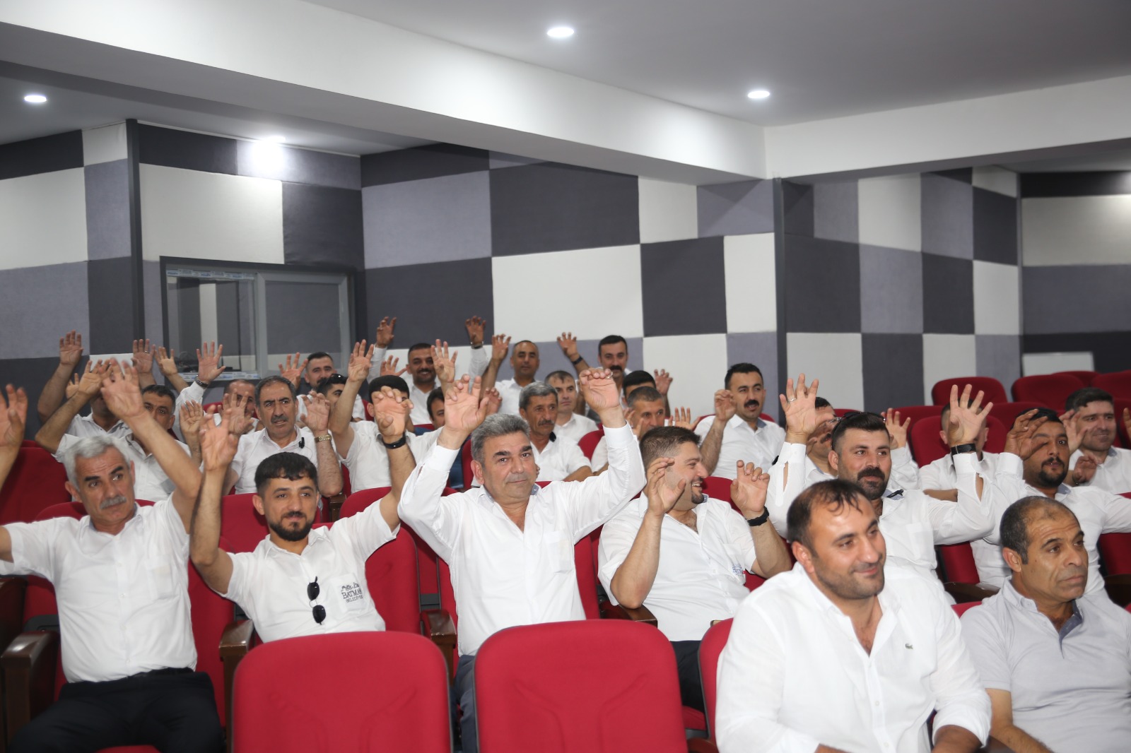 Belediye personeline işaret dili eğitimi