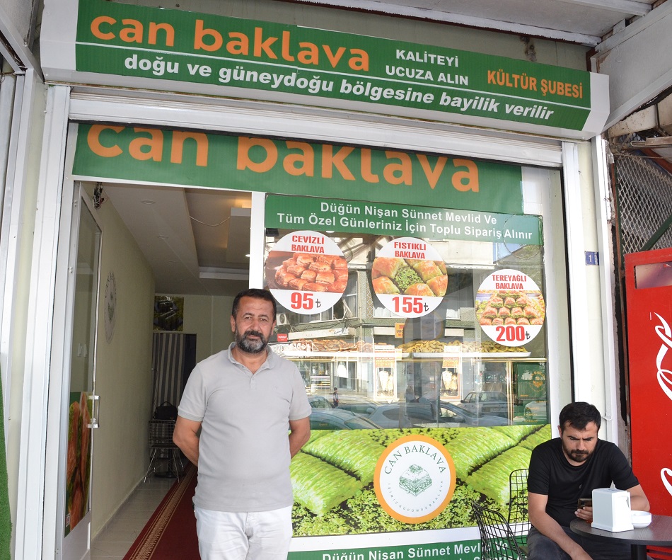 Can Baklava ikinci şubesini açtı