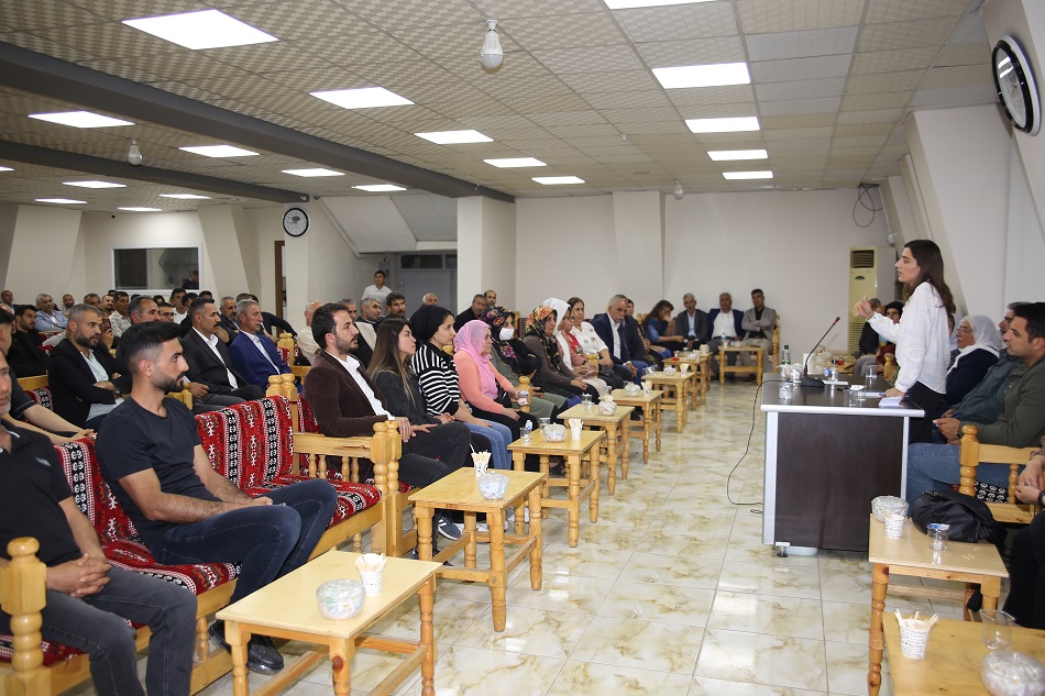 “Halkın onaylamadığı hiçbir işi yapmayacağız”