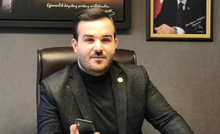 Ak Parti’de başkan hareketliliği başladı