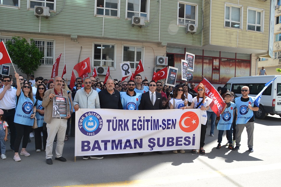 Öğretmenlere yönelik şiddeti kınadılar