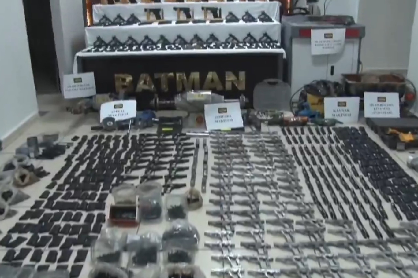 Silah kaçakçılarına operasyon