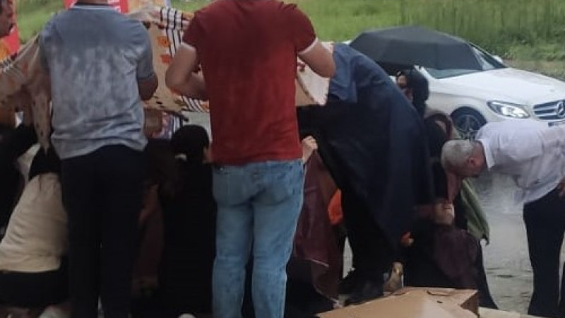 Yüksekten düşen genç kız öldü