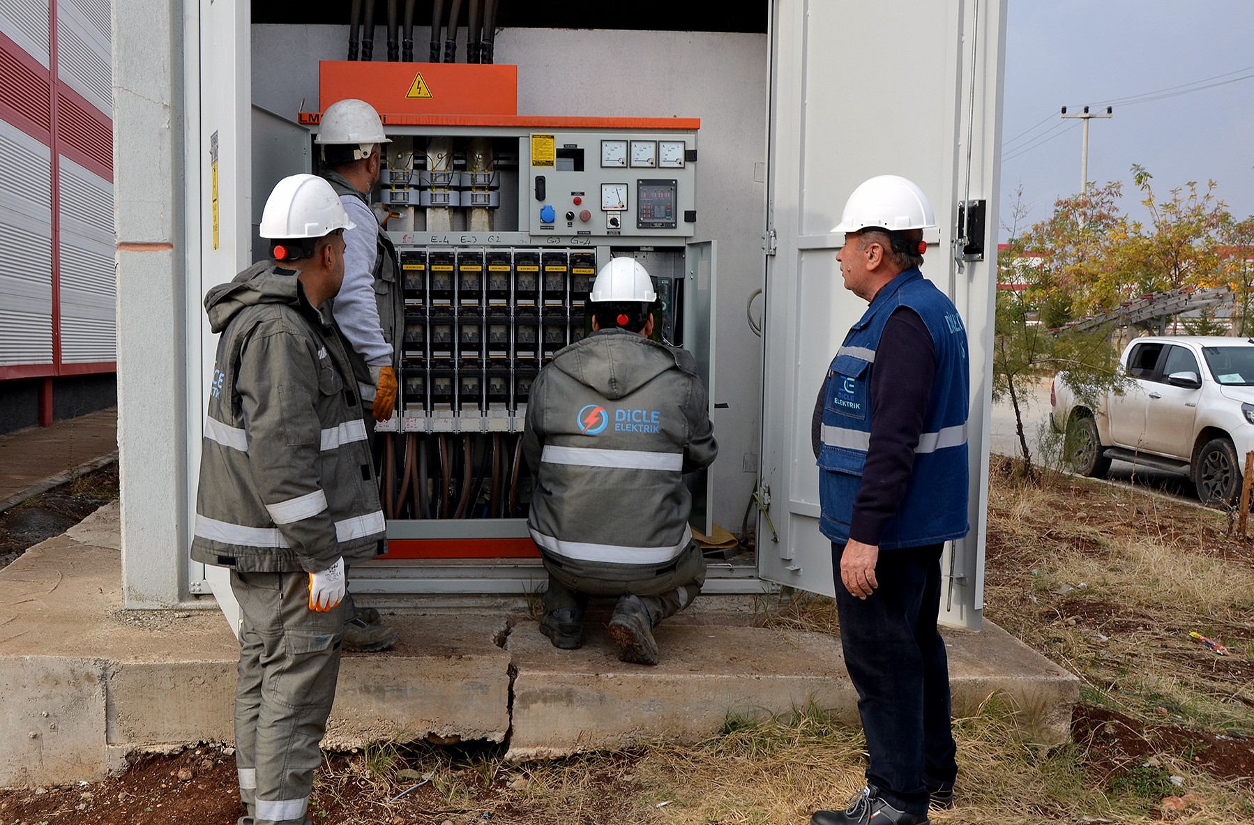 “Kaçak elektrik kullanımı azaldıkça şebekeler güçleniyor”