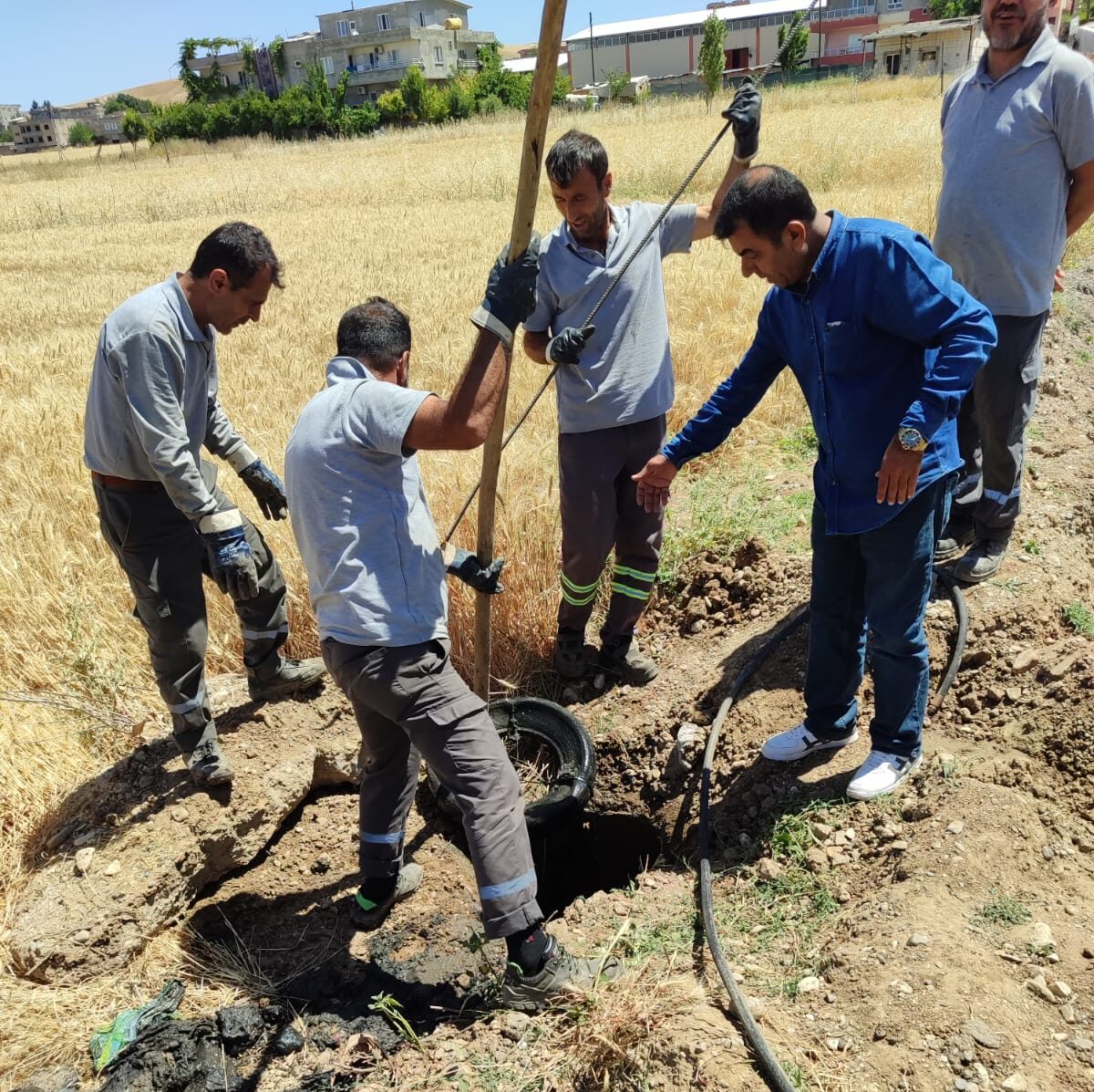 Kanalizasyonu lastikle tıkadılar