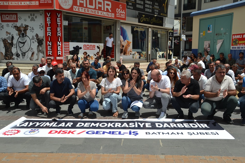 “Kayyum darbe siyasetinin ürünüdür”