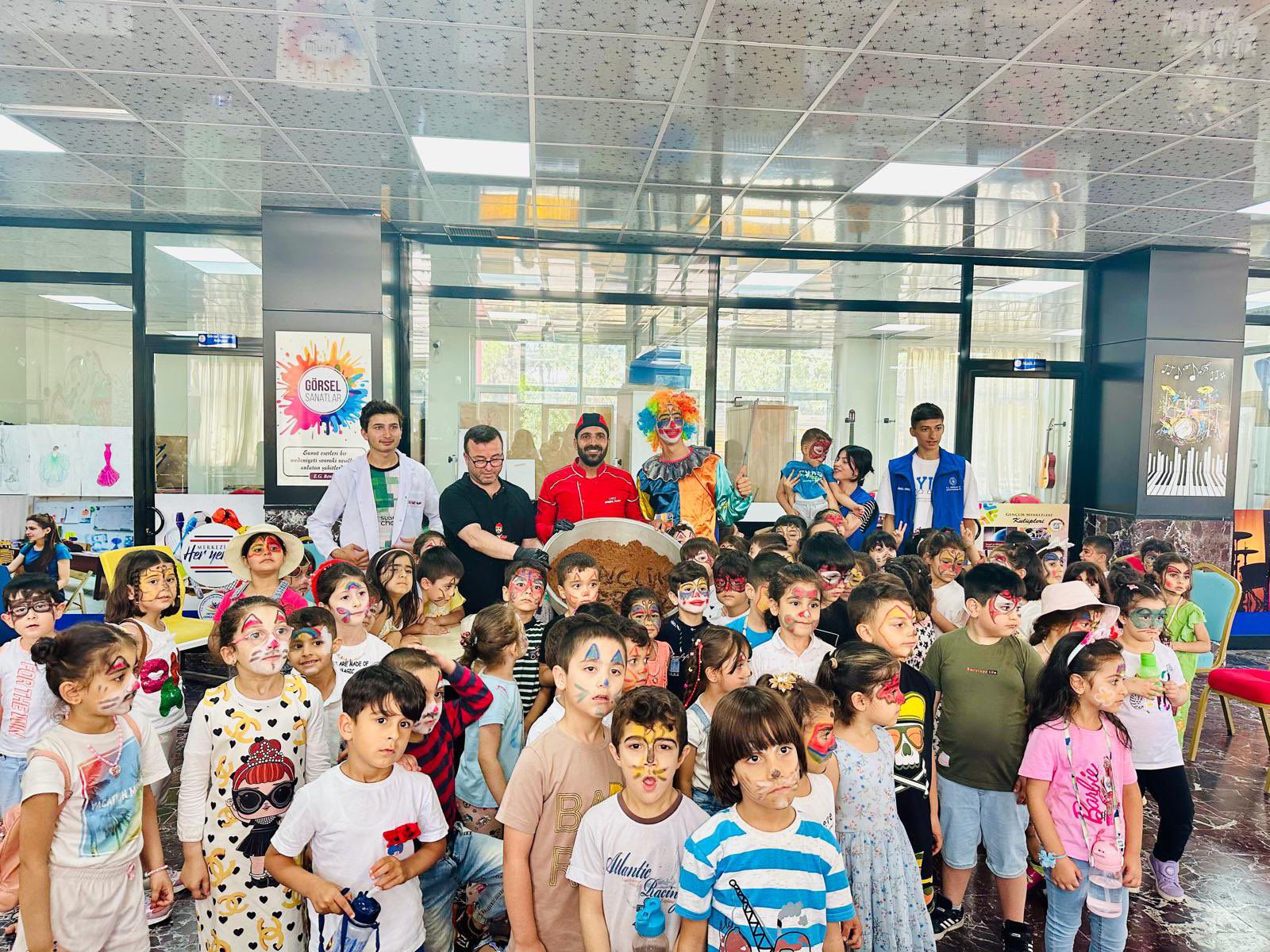Minikler, unutulmaz bir gün geçirdiler