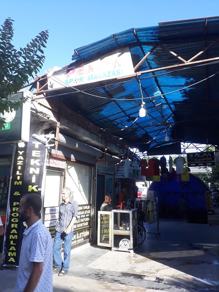 “Peron tavanı onarılsın”