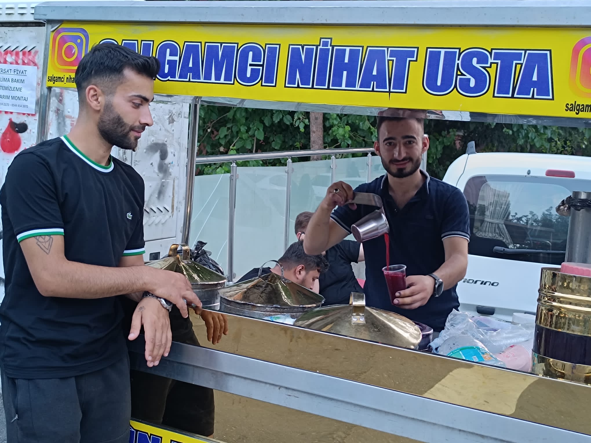 8 Yıldır şalgam ve limonata satıyor