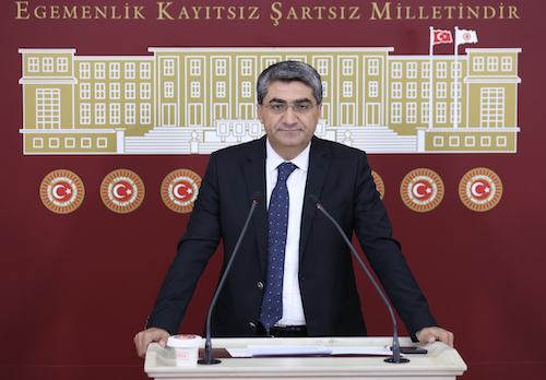 “Genç sporcuları mağdur etmeyin”