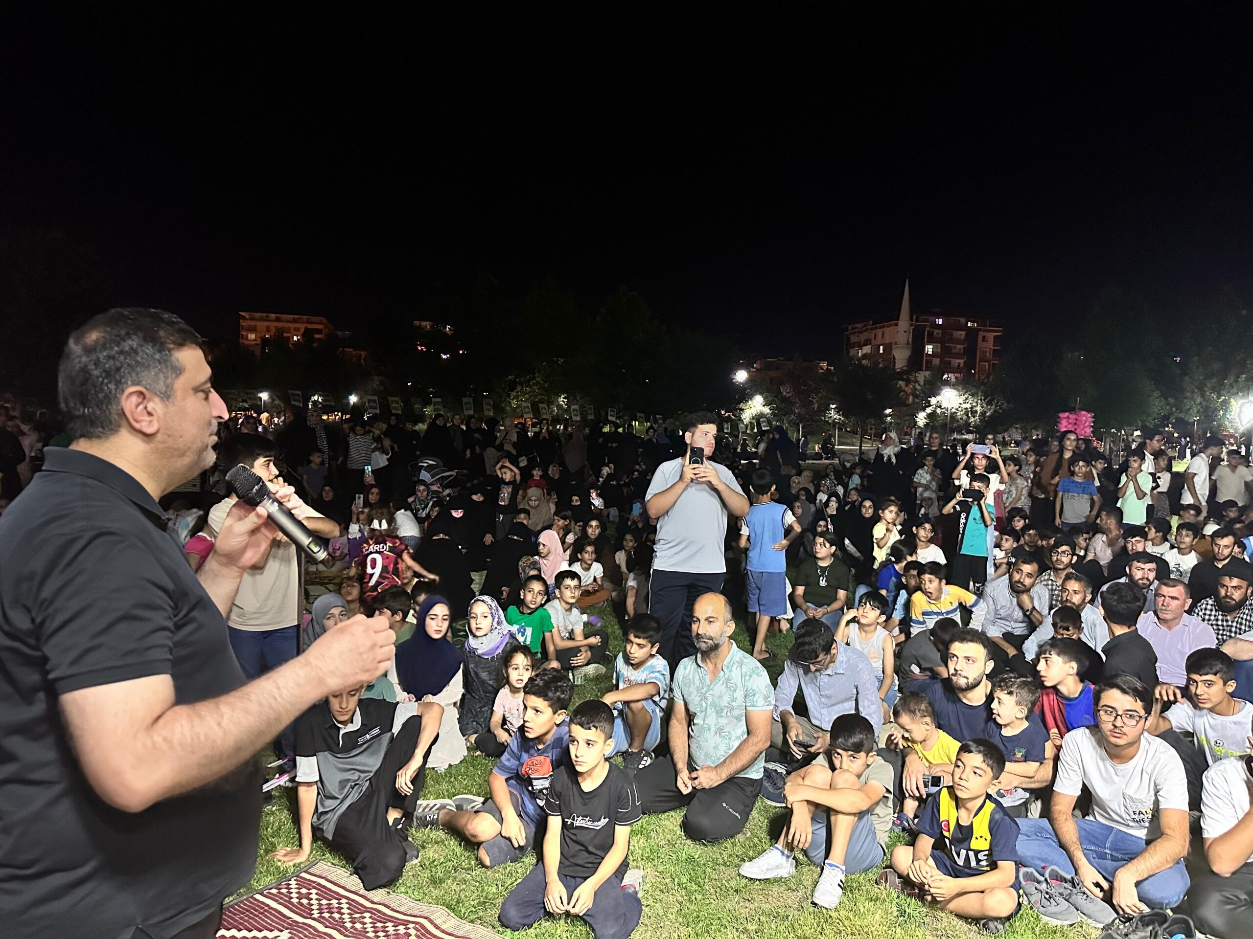 Gençler Millet bahçesinde buluştu