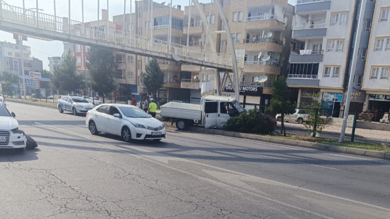 Köprülü kavşakta kaza