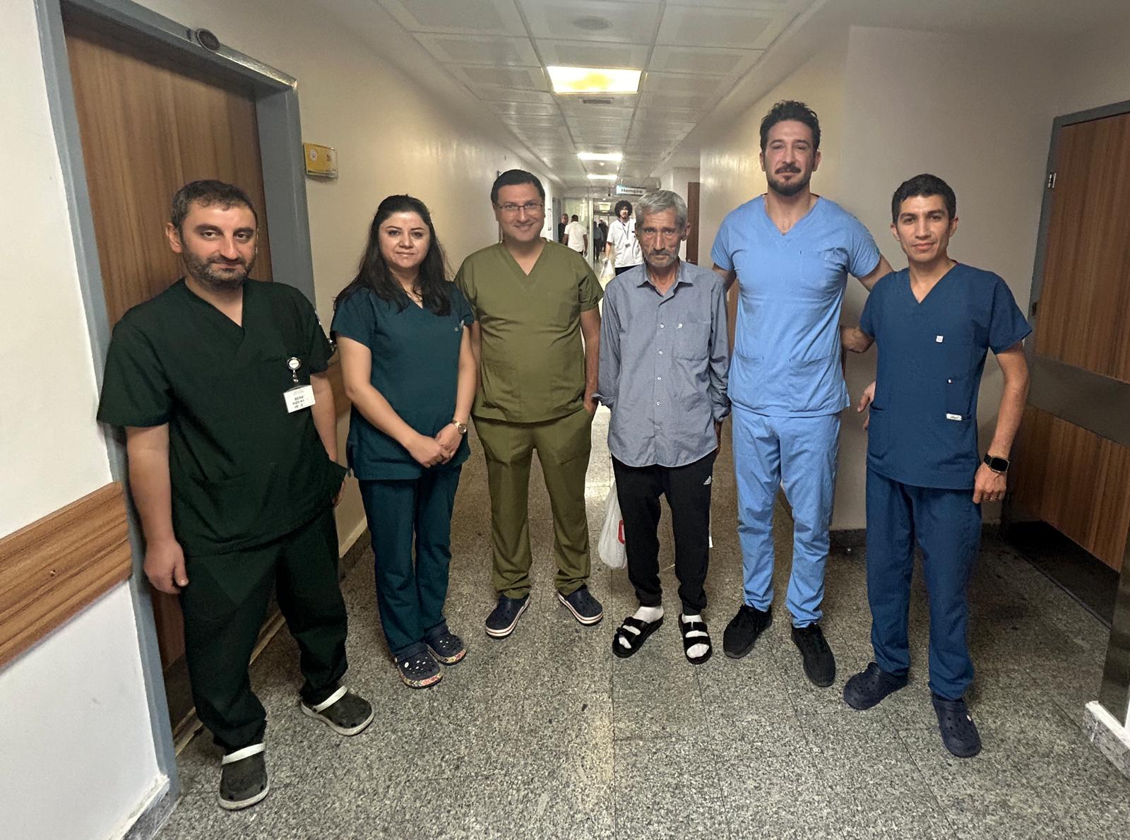 Mide kanserine başarılı operasyon