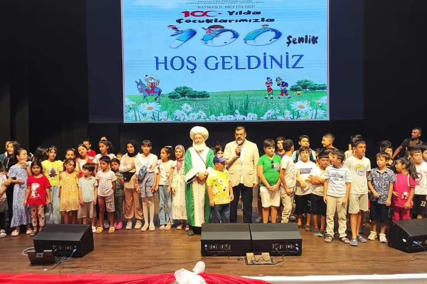 Öğrenciler şenlikte buluştu