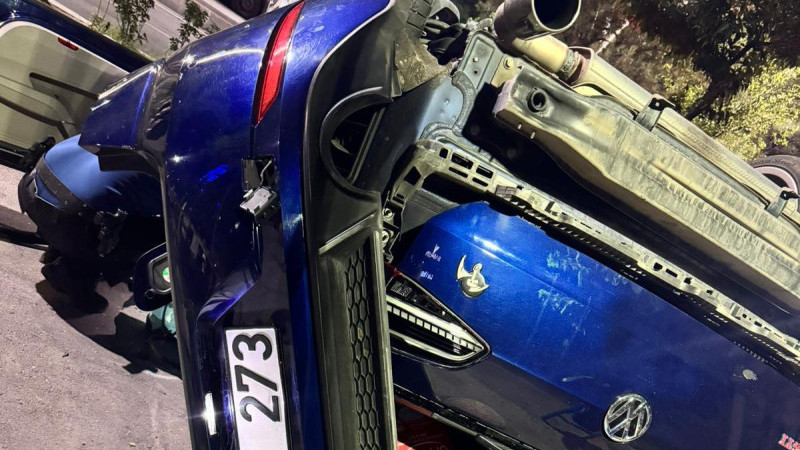 Otomobil takla attı: 2 yaralı