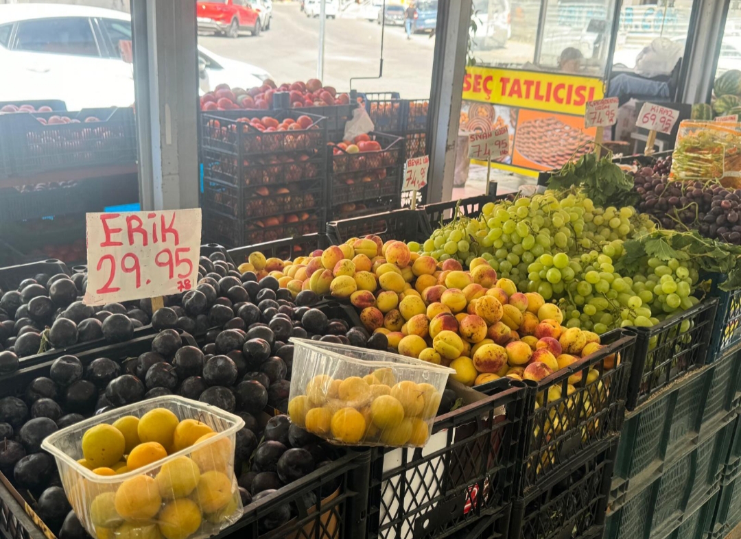 Pazarda fiyatlar hava sıcaklığı gibi yakıyor!