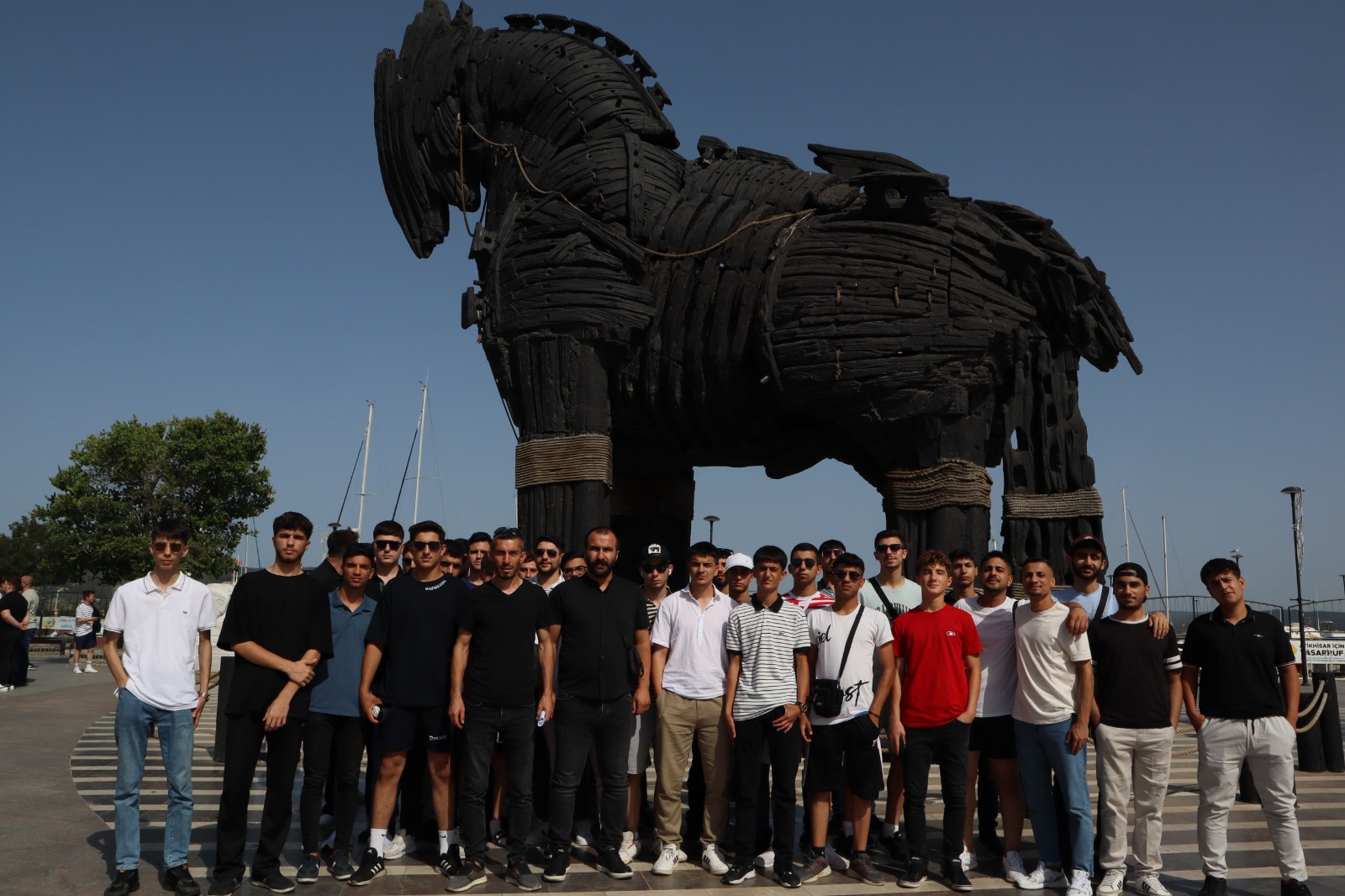 Tarihi mekanları gezdiler