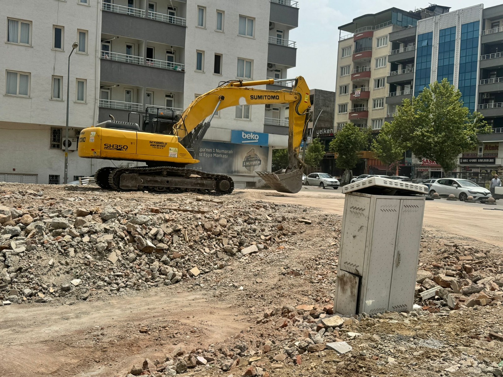 DÖRT GÜNDÜR İNTERNETE ERİŞEMİYORLAR