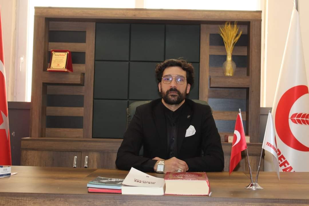 “Yerel gazetelere destek vermek zorundayız”