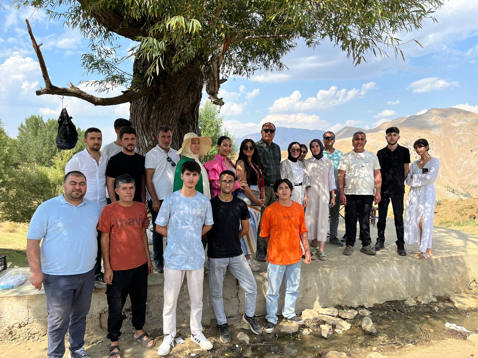 CHP’li gençlere moral gezisi