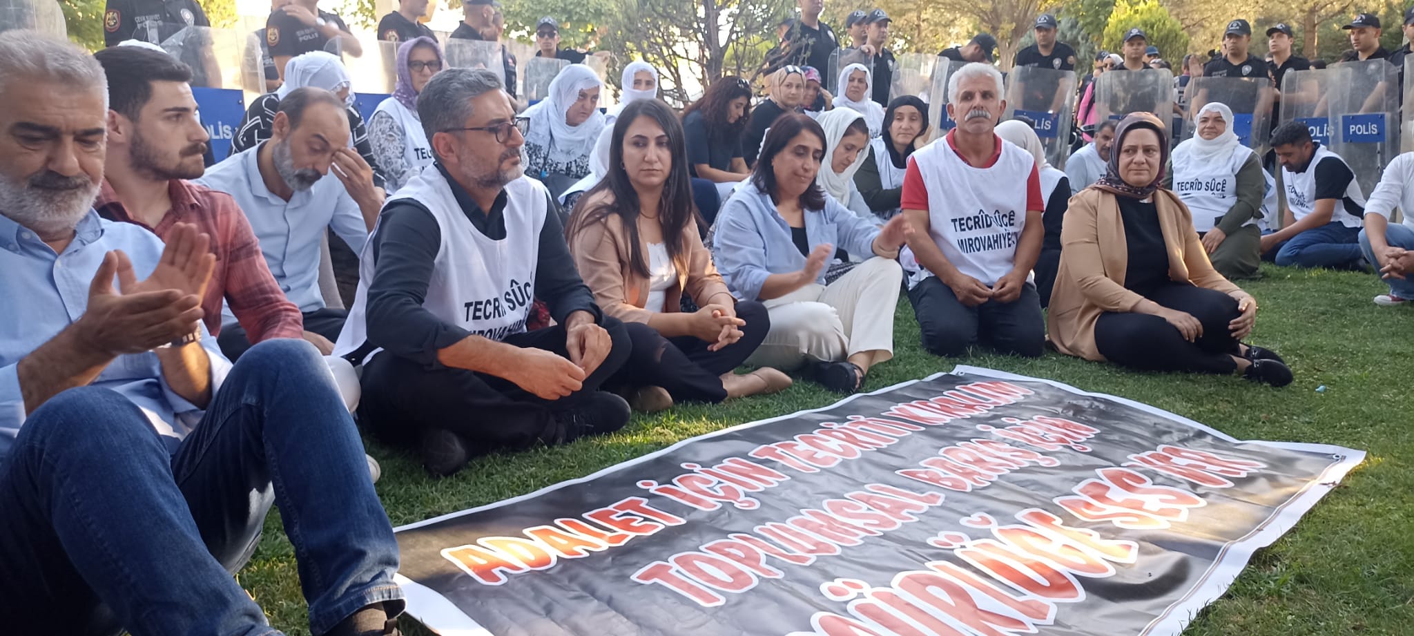 “Cezaevlerinde iletişimsizlik durumu sürüyor”