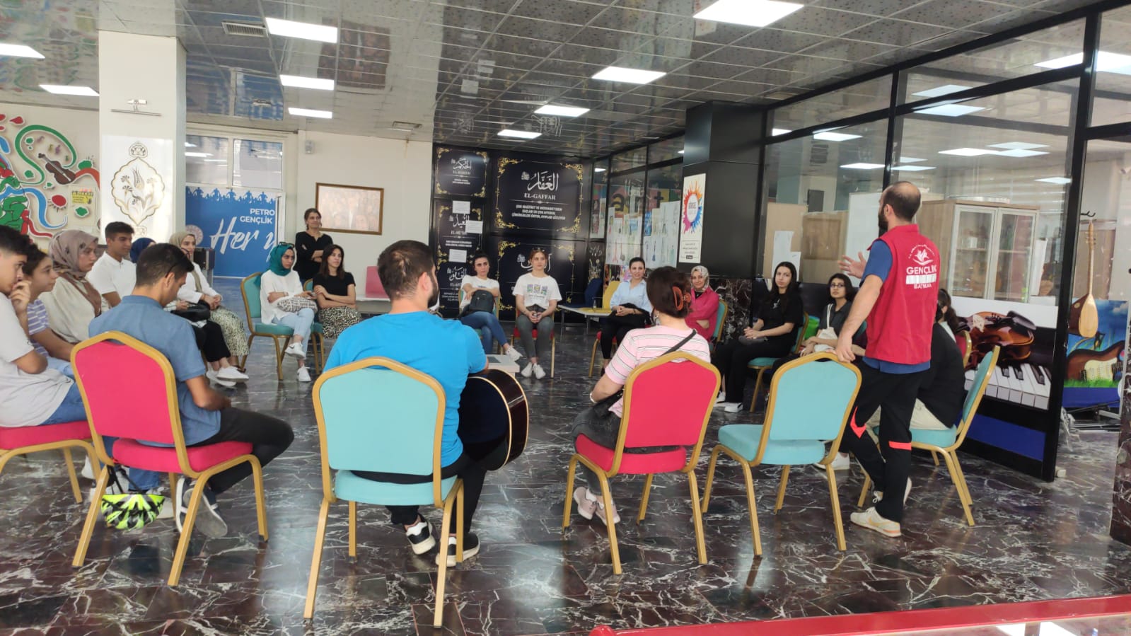 Gençlere proje eğitimi