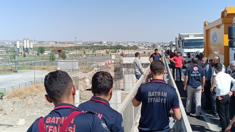 Köprüde intihar girişimi