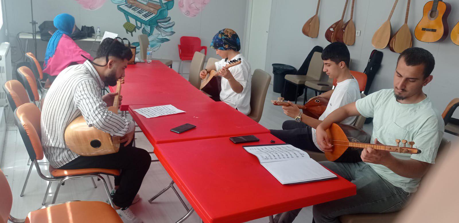 Müzik kurslarına yoğun ilgi