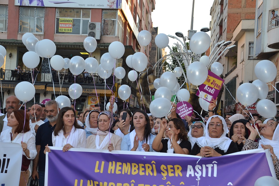 ‘BARIŞ’ için haykırdılar