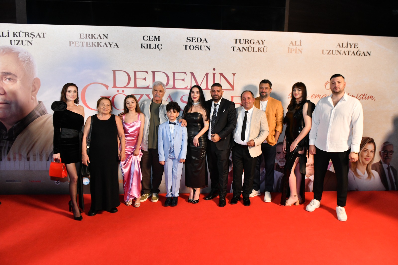 ‘Dedemin Gözyaşları’ filmi galasına yoğun ilgi
