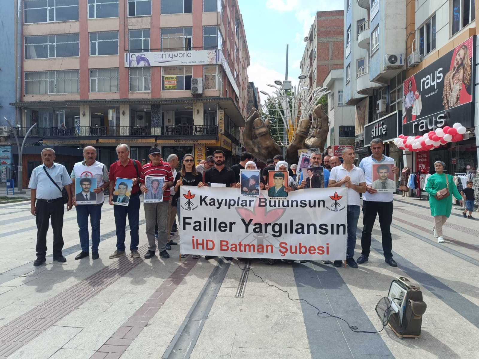 “Hakikat arayışımız asla bitmeyecek”