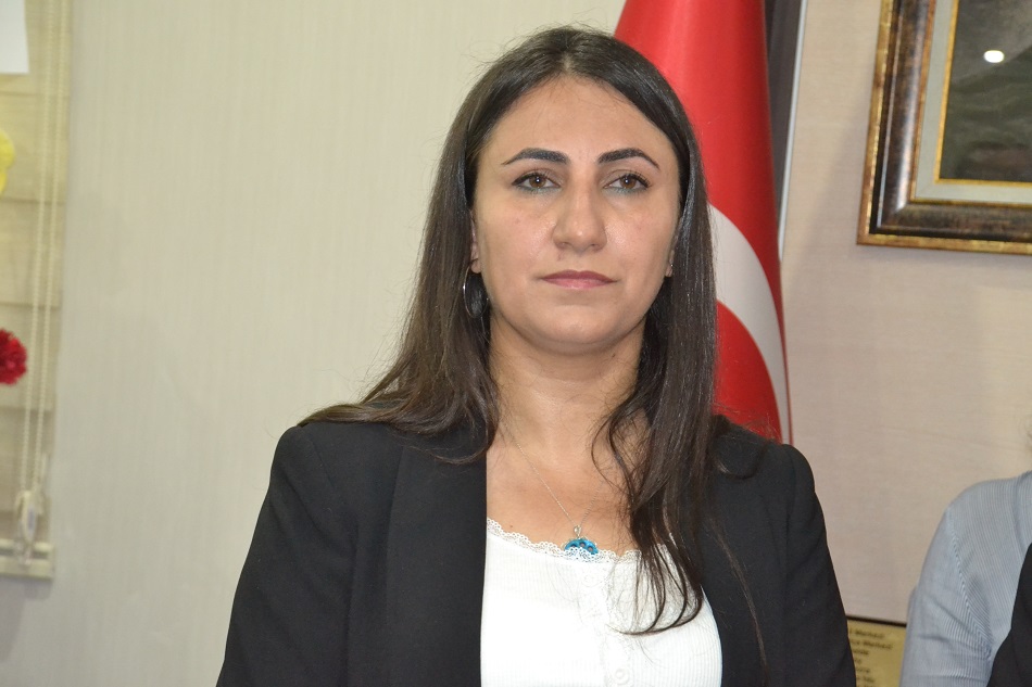 “Ölüm yolunda aydınlatma sözde kaldı”