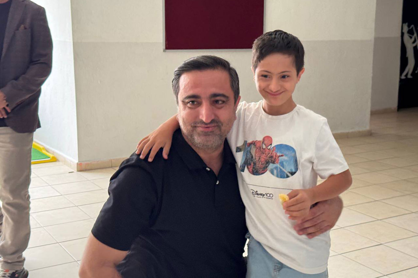 Özel öğrencileri unutmadı